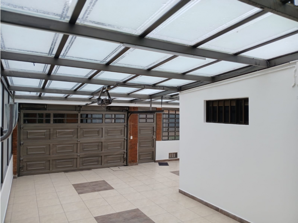 Casa en venta en Modelia, Bogotá · foto 12 de 19