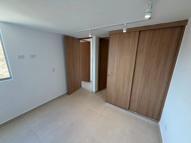 Apartamento de 2 alcobas en venta en San Nicolas, La Ceja, 49 m² · foto 6 de 9