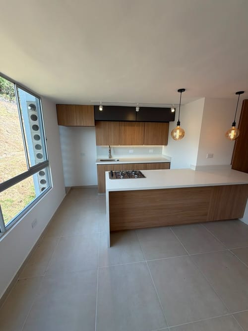 Apartamento de 2 alcobas en venta en San Nicolas, La Ceja, 49 m² · foto 3 de 9