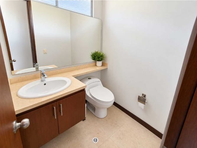 Casa de 3 alcobas en venta en Cr El Bosque, Chía, 220 m² · foto 2 de 21
