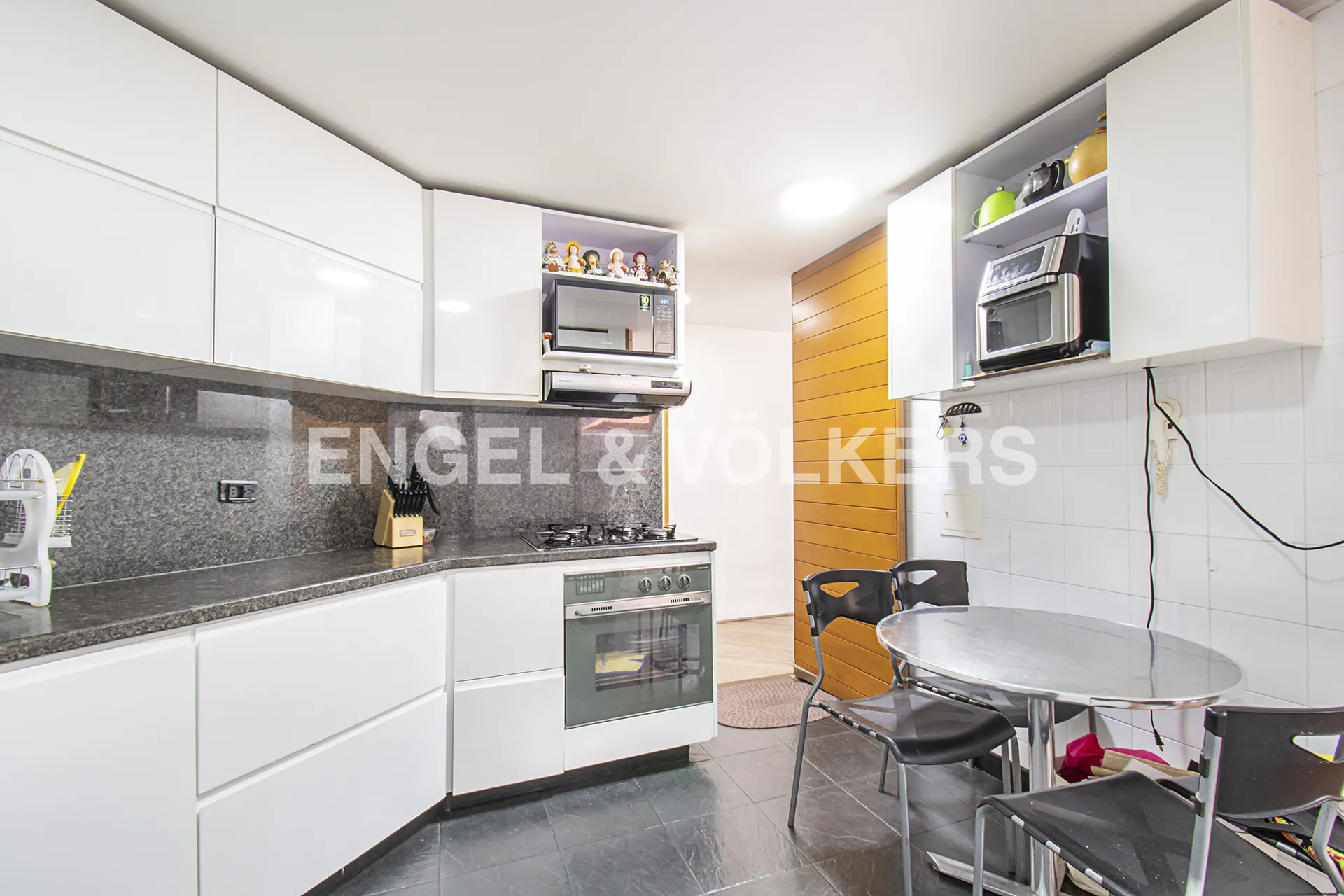 Apartamento en venta en Chicó Navarra, Bogotá · foto 10 de 19