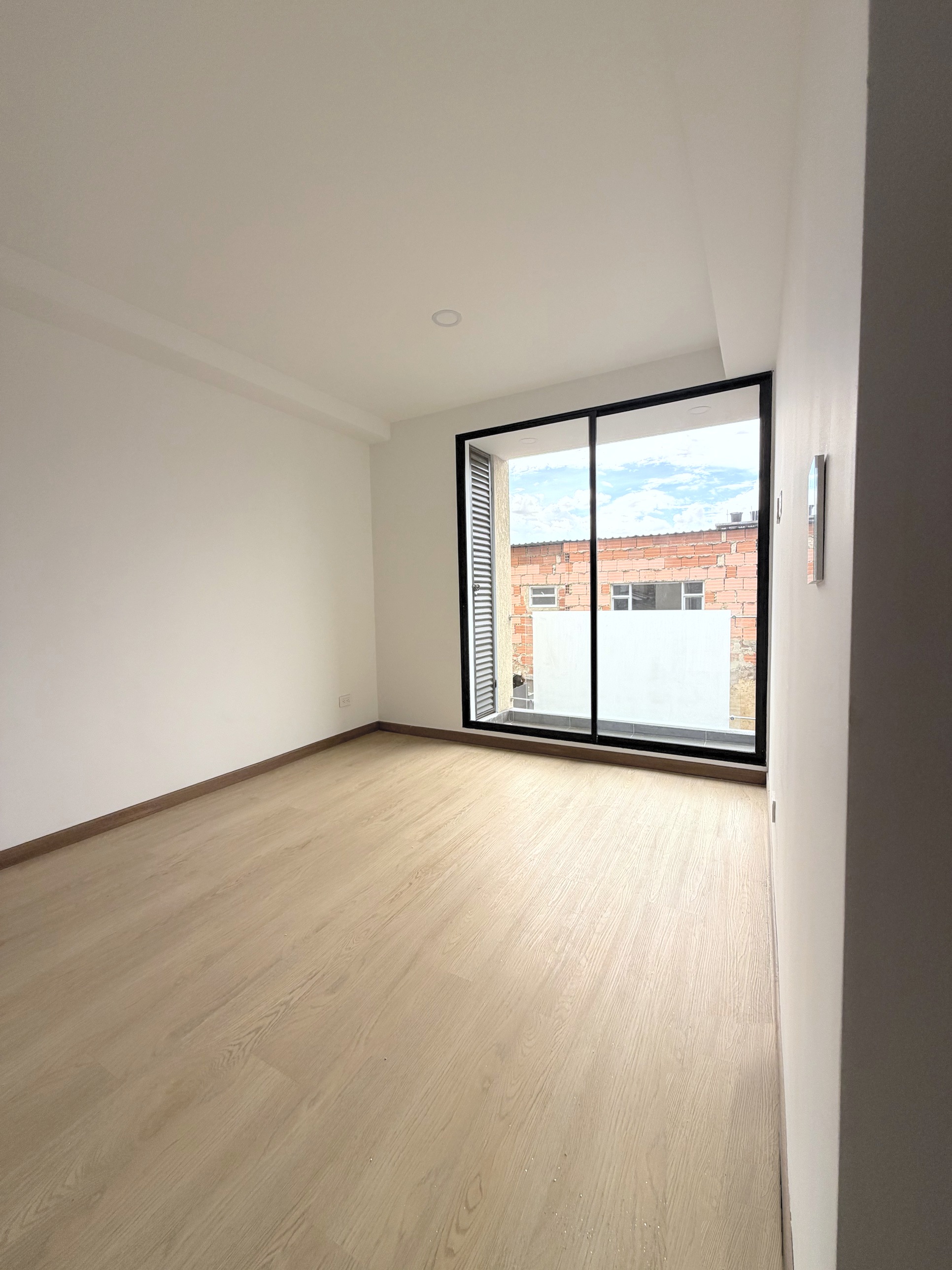 Apartamento en venta en Engativá, Bogotá · foto 2 de 12