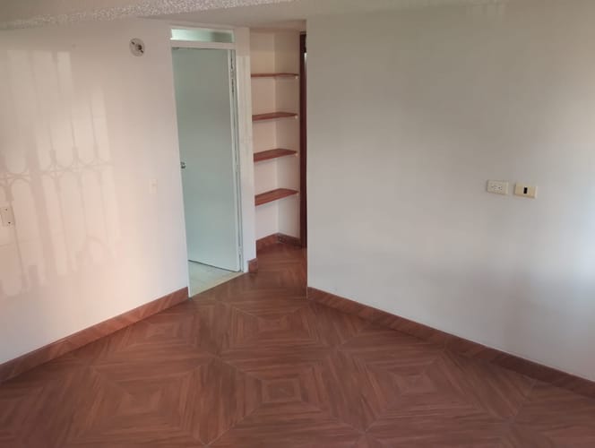 Apartamento de 2 alcobas en venta en Porvenir, Bogotá, 45 m² · foto 4 de 10