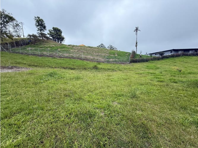 Lote en venta en Morelia, Pereira, 2518 m² · foto 6 de 9