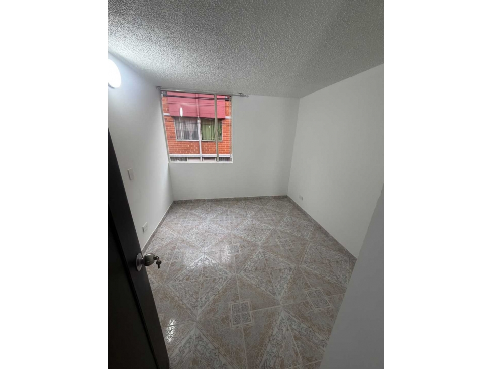 Casa en venta en Tierra Buena, Bogotá · foto 7 de 12