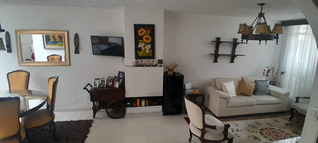 Casa en venta en Barrios Unidos, Bogotá · foto 3 de 24