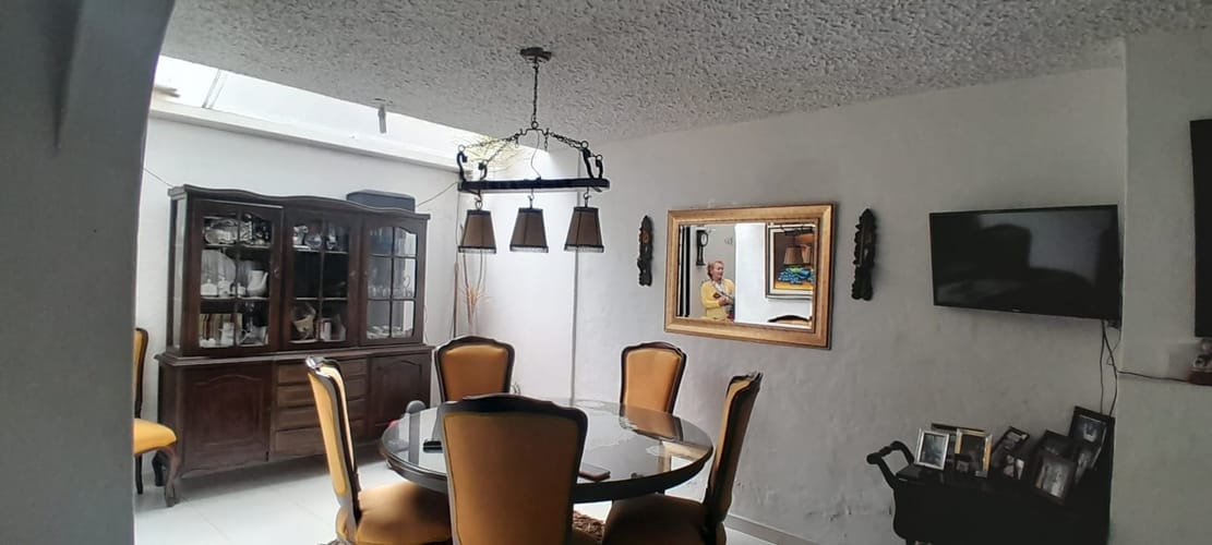 Casa en venta en Barrios Unidos, Bogotá · foto 8 de 24