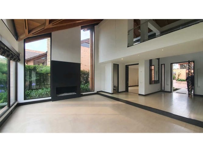 Casa de 4 alcobas en venta en San Jose De Bavaria, Bogotá, 480 m² · foto 7 de 24