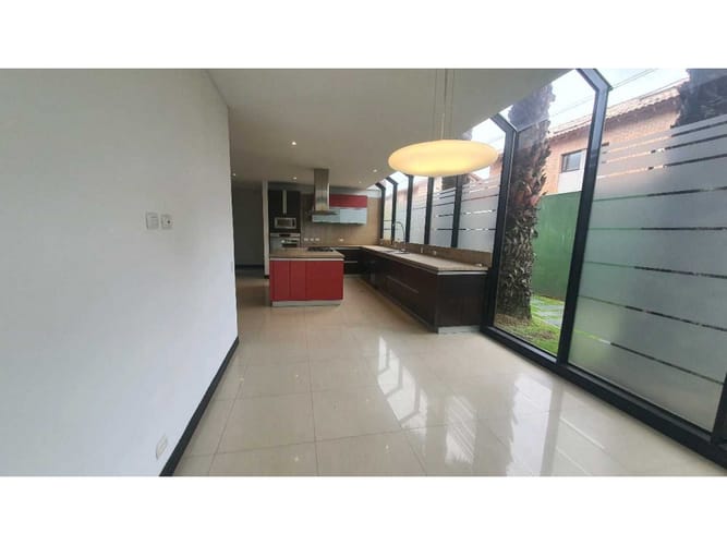 Casa de 4 alcobas en venta en San Jose De Bavaria, Bogotá, 480 m² · foto 20 de 24