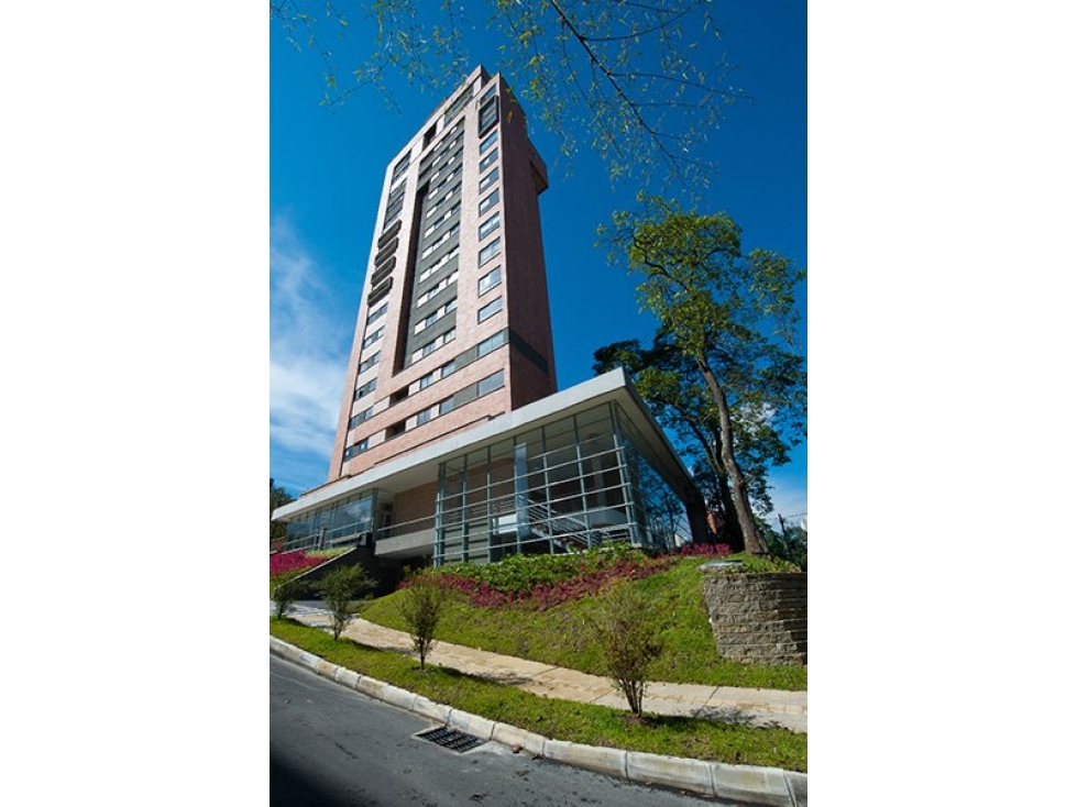 Apartamento en venta en El Poblado, Medellín · foto 17 de 17