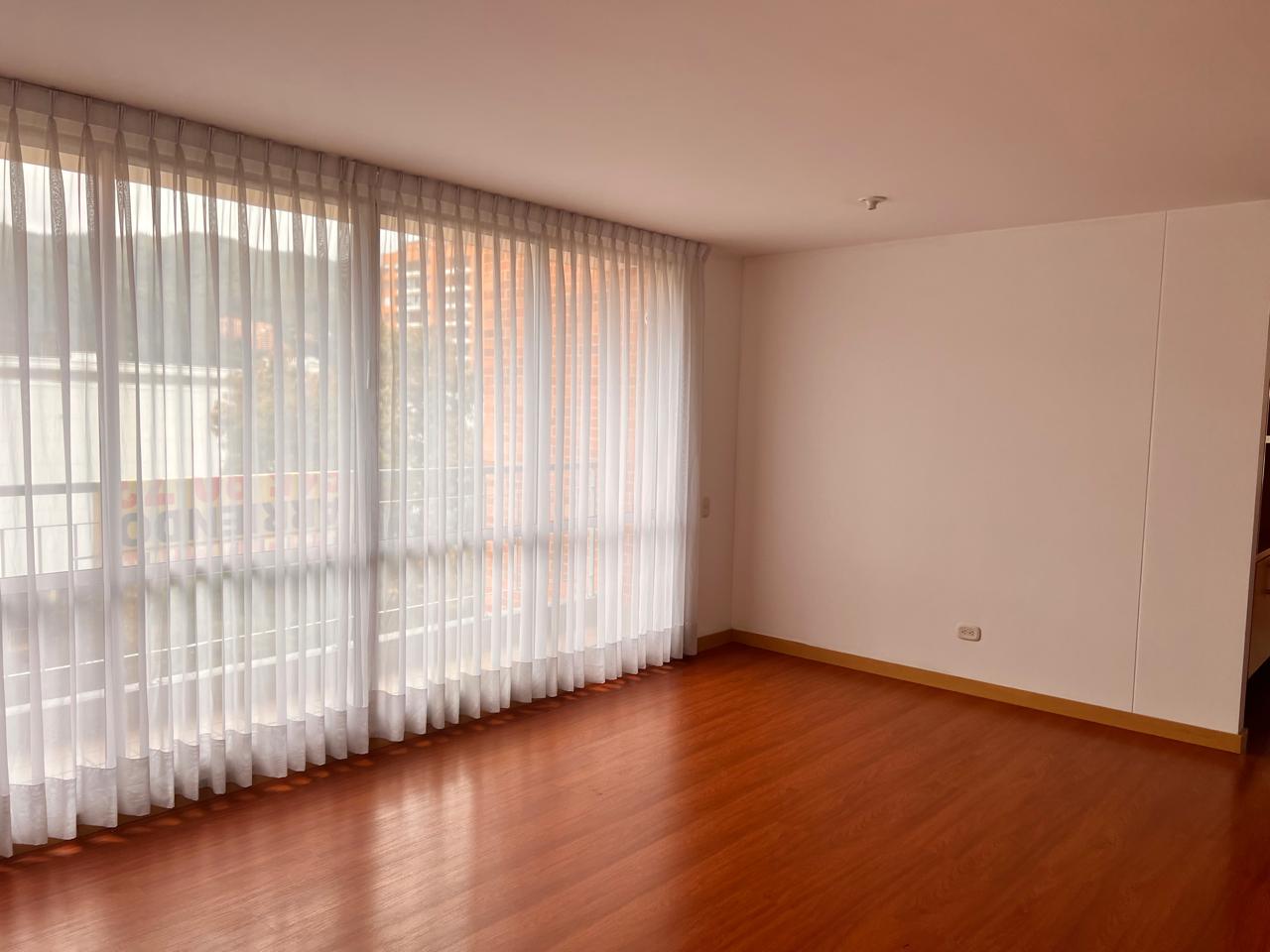 Apartamento en venta en Cedritos, Bogotá · foto 2 de 9