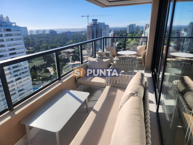 Apartamento de 2 dormitorios sobre Roosevelt · Foto 3