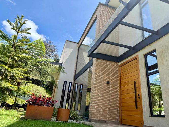 Casa de 3 alcobas en venta en Las Palmas, Envigado, 285 m² · foto 9 de 24