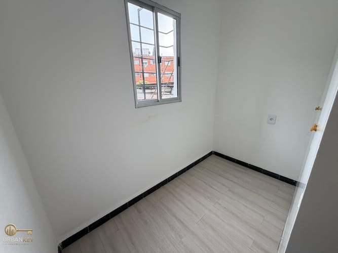 Alquiler apartamento 3 dormitorios balcón y cochera sin gc en La Blanqueada · Foto 4