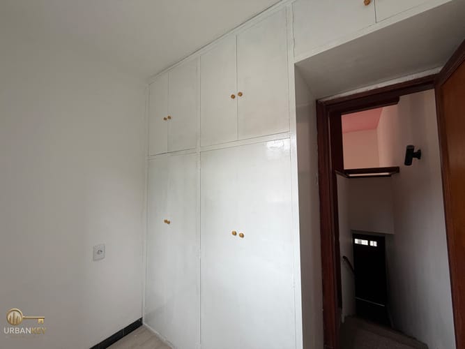 Alquiler apartamento 3 dormitorios balcón y cochera sin gc en La Blanqueada · Foto 5
