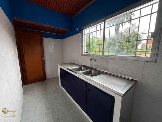Alquiler apartamento 3 dormitorios balcón y cochera sin gc en La Blanqueada · Foto 8