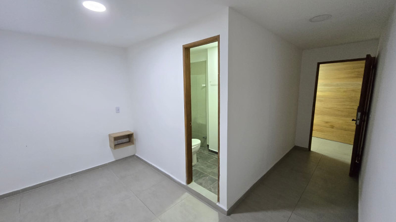 Casa en arriendo en La Castellana, Medellín · foto 14 de 17