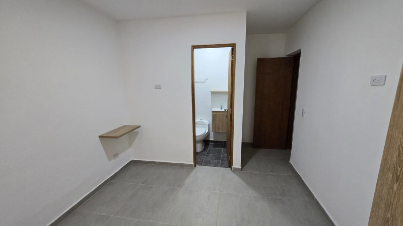 Casa en arriendo en La Castellana, Medellín · foto 16 de 17