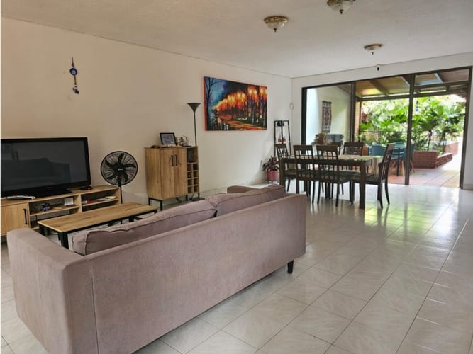 Casa de 6 alcobas en venta en El Lido, Cali, 420 m² · foto 6 de 24