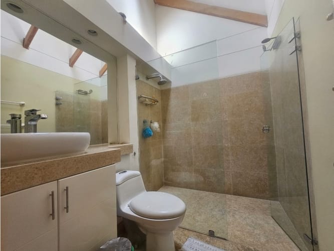 Casa de 4 alcobas en venta en Santa Teresita, Cali, 414 m² · foto 15 de 24