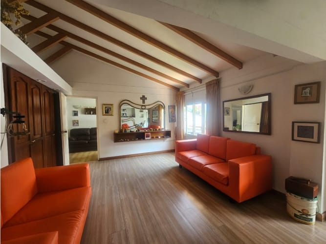 Casa de 4 alcobas en venta en Santa Teresita, Cali, 414 m² · foto 16 de 24
