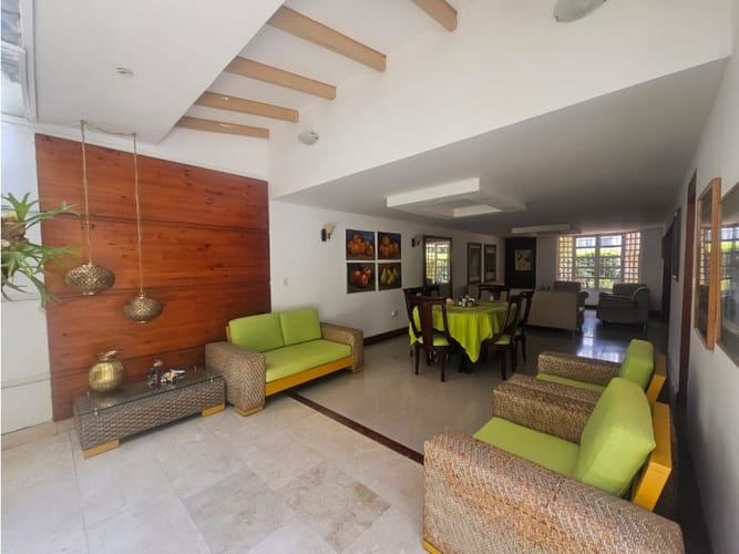 Casa de 4 alcobas en venta en Santa Teresita, Cali, 414 m² · foto 18 de 24