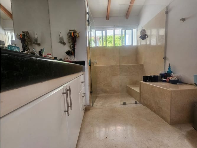 Casa de 4 alcobas en venta en Santa Teresita, Cali, 414 m² · foto 23 de 24