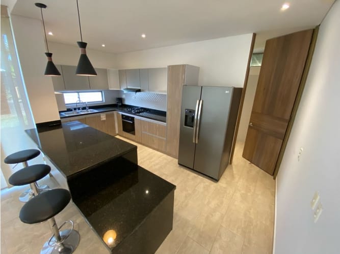 Casa de 3 alcobas en venta en Lagos De Iraka, Armenia, 250 m² · foto 4 de 24