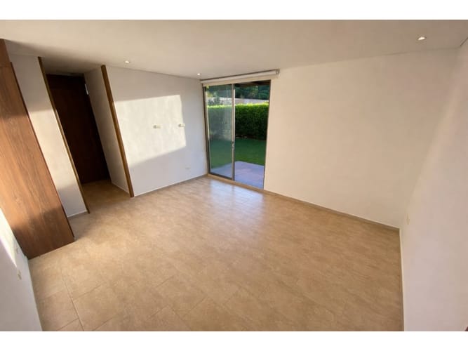 Casa de 3 alcobas en venta en Lagos De Iraka, Armenia, 250 m² · foto 11 de 24