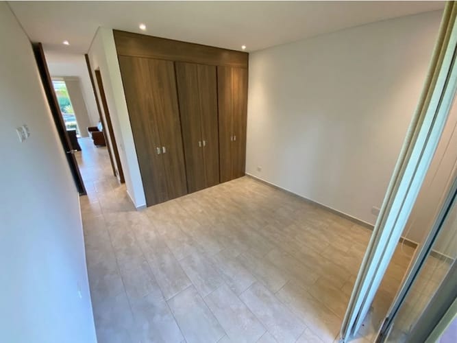 Casa de 3 alcobas en venta en Lagos De Iraka, Armenia, 250 m² · foto 12 de 24