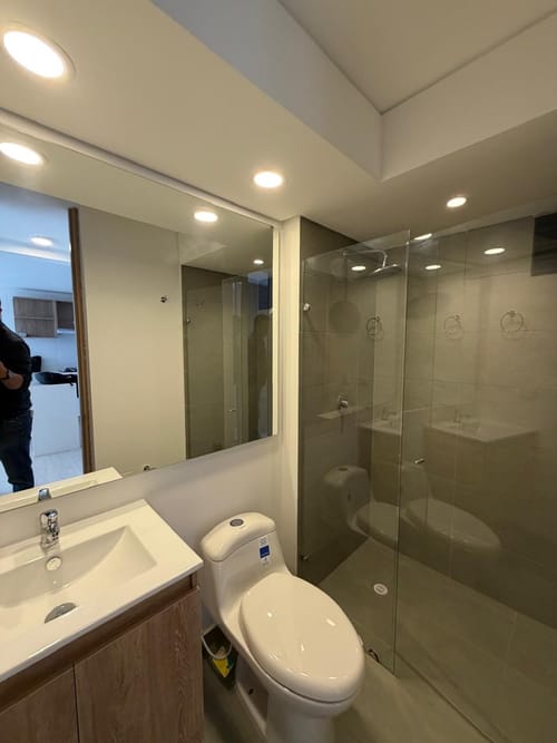 Apartamento de 3 alcobas en venta en Colina Campestre, Bogotá, 77 m² · foto 2 de 8