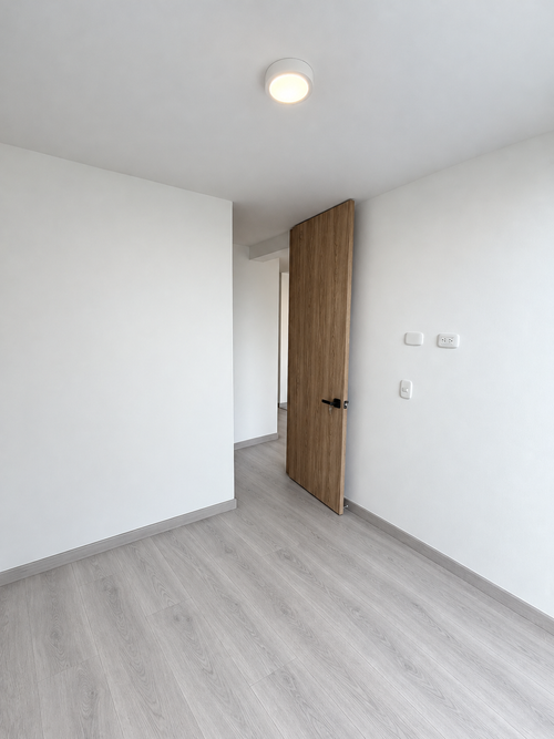 Apartamento de 3 alcobas en venta en Colina Campestre, Bogotá, 77 m² · foto 5 de 8