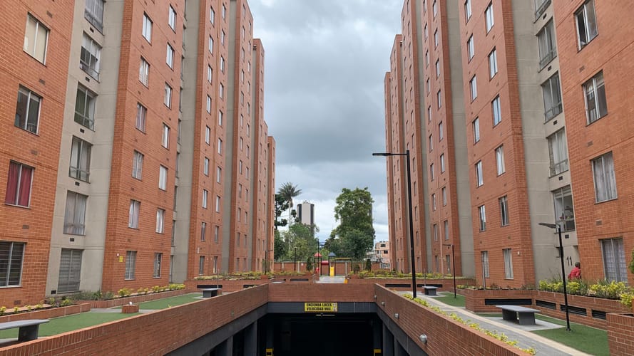 Apartamento de 2 alcobas en venta en Plaza Imperial Centro Comercial, Bogotá, 38 m² · foto 8 de 11