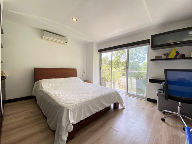 Casa de 3 alcobas en venta en Cabecera Del Llano, Bucaramanga, 290 m² · foto 2 de 24