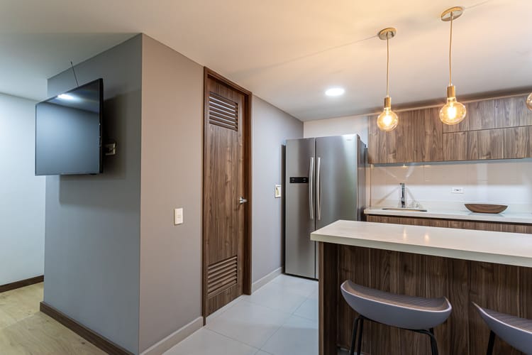 Apartamento de 2 alcobas en venta en El Poblado, Medellín, 58 m² · foto 3 de 10
