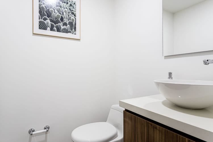 Apartamento de 2 alcobas en venta en El Poblado, Medellín, 58 m² · foto 7 de 10