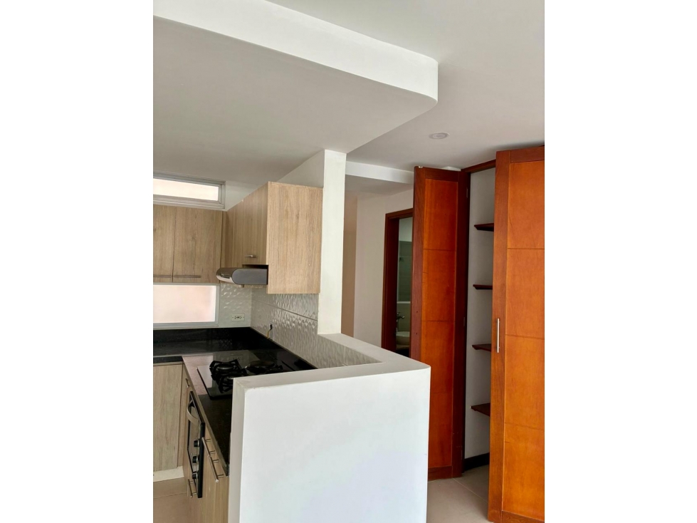 Apartamento en venta en Calasanz, Medellín · foto 7 de 24