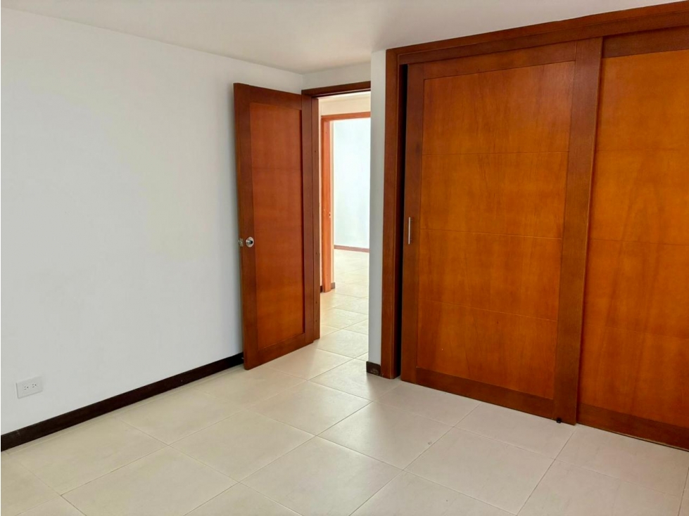 Apartamento en venta en Calasanz, Medellín · foto 16 de 24