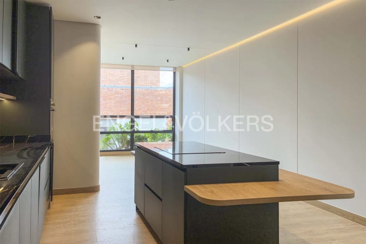 Apartamento de 1 alcoba en venta en Chicó Reservado, Bogotá, 49 m² · foto 5 de 17