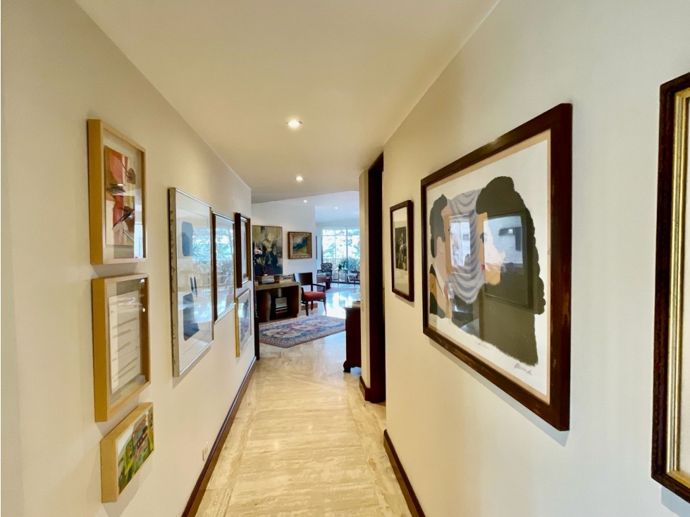 Apartamento en venta en Los Rosales, Bogotá · foto 7 de 24