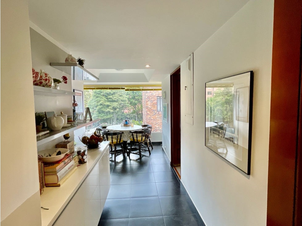 Apartamento en venta en Los Rosales, Bogotá · foto 8 de 24