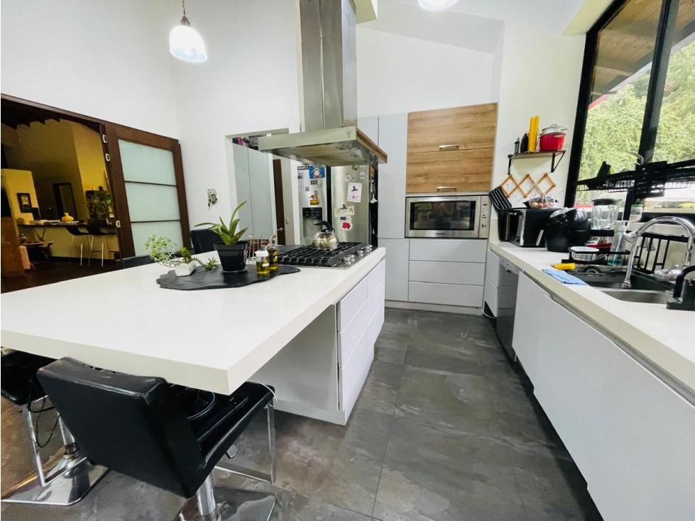 Casa de 4 alcobas en venta en Santa Isabel, La Calera, 388 m² · foto 11 de 24