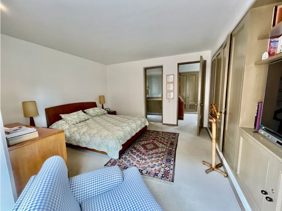 Apartamento en venta en Los Rosales, Bogotá · foto 17 de 24