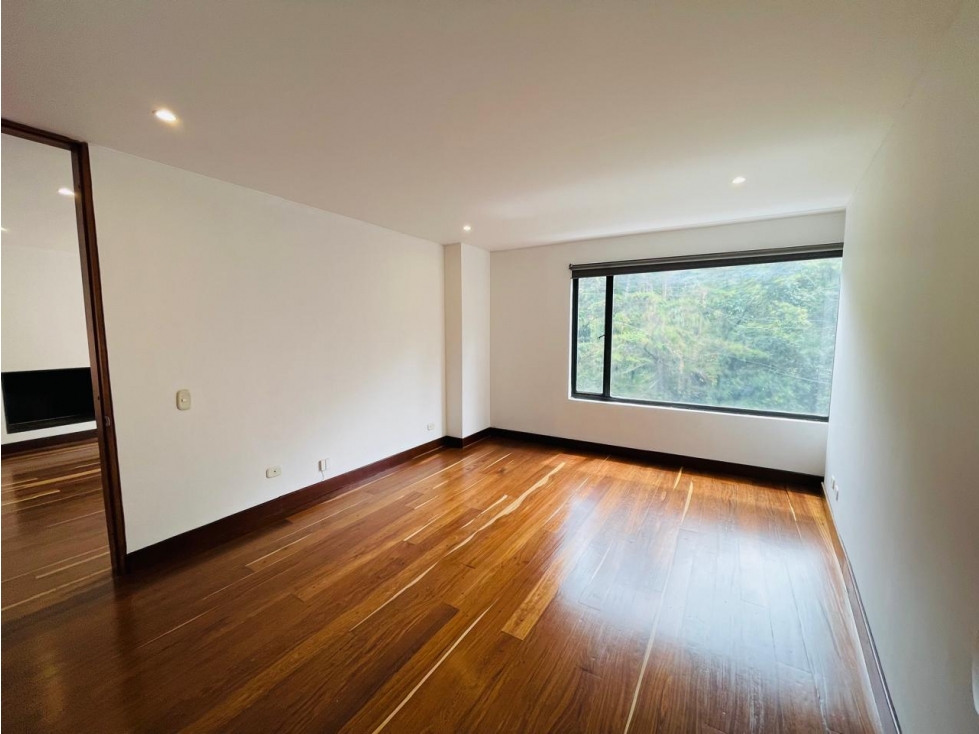 Apartamento en venta en Los Rosales, Bogotá · foto 14 de 21
