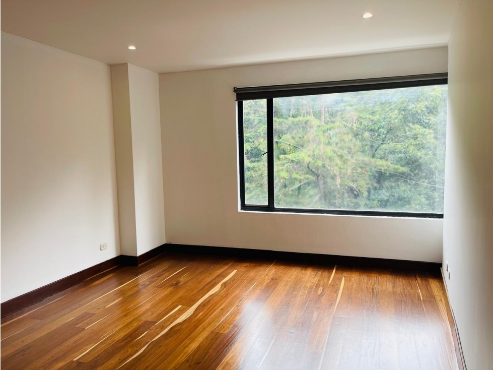 Apartamento en venta en Los Rosales, Bogotá · foto 15 de 21