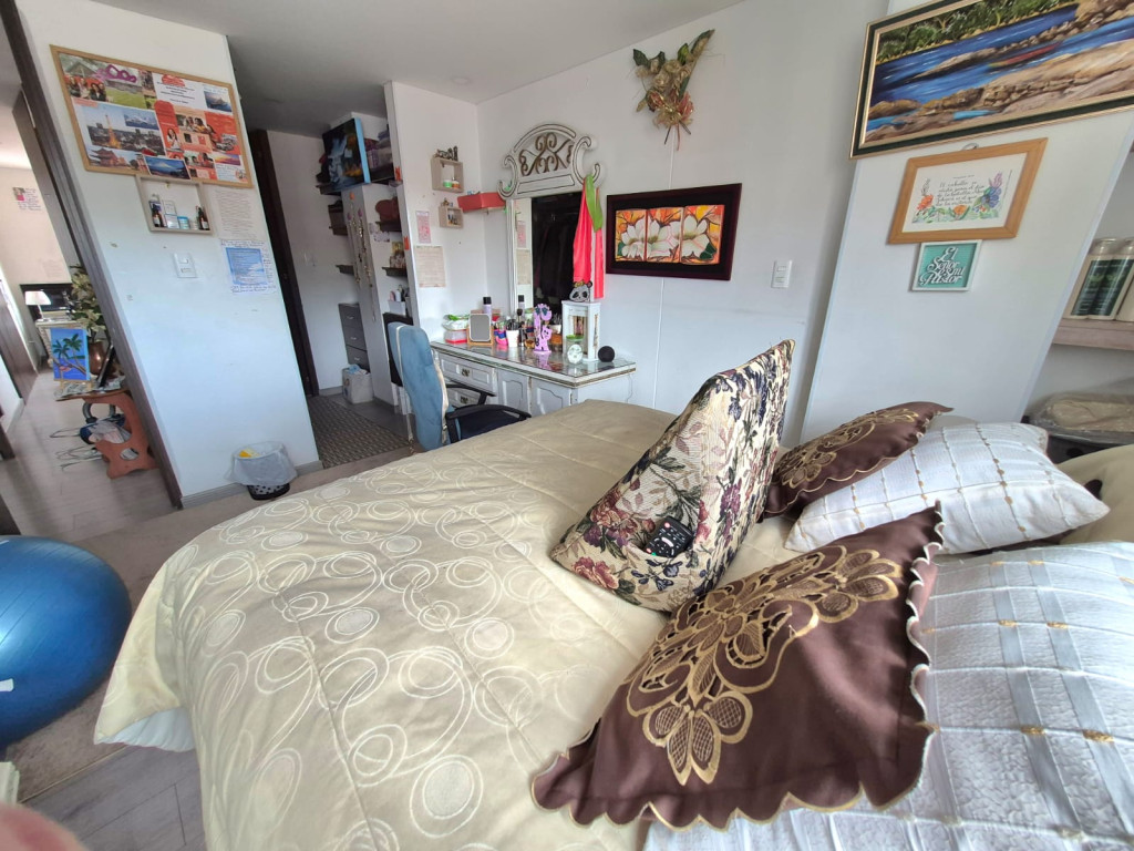 Apartamento en venta en Cedritos, Bogotá · foto 12 de 19