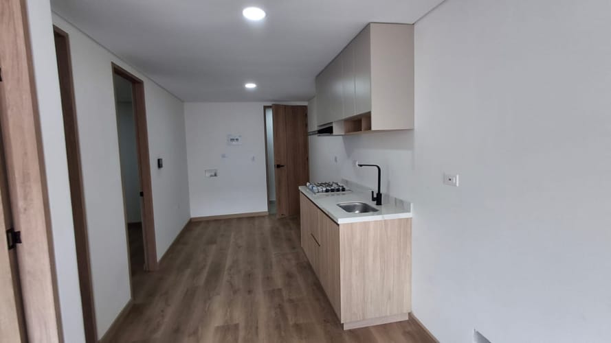Apartamento de 2 alcobas en arriendo en Cedro Golf, Bogotá, 40 m² · foto 3 de 18