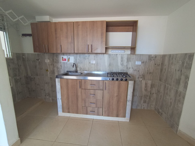 Apartamento de 3 alcobas en venta en La Ceja, 63 m² · foto 3 de 17