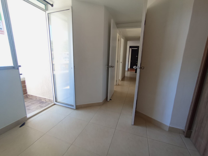 Apartamento de 3 alcobas en venta en La Ceja, 63 m² · foto 5 de 17