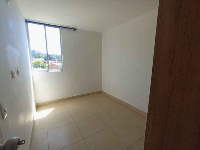 Apartamento de 3 alcobas en venta en La Ceja, 63 m² · foto 14 de 17